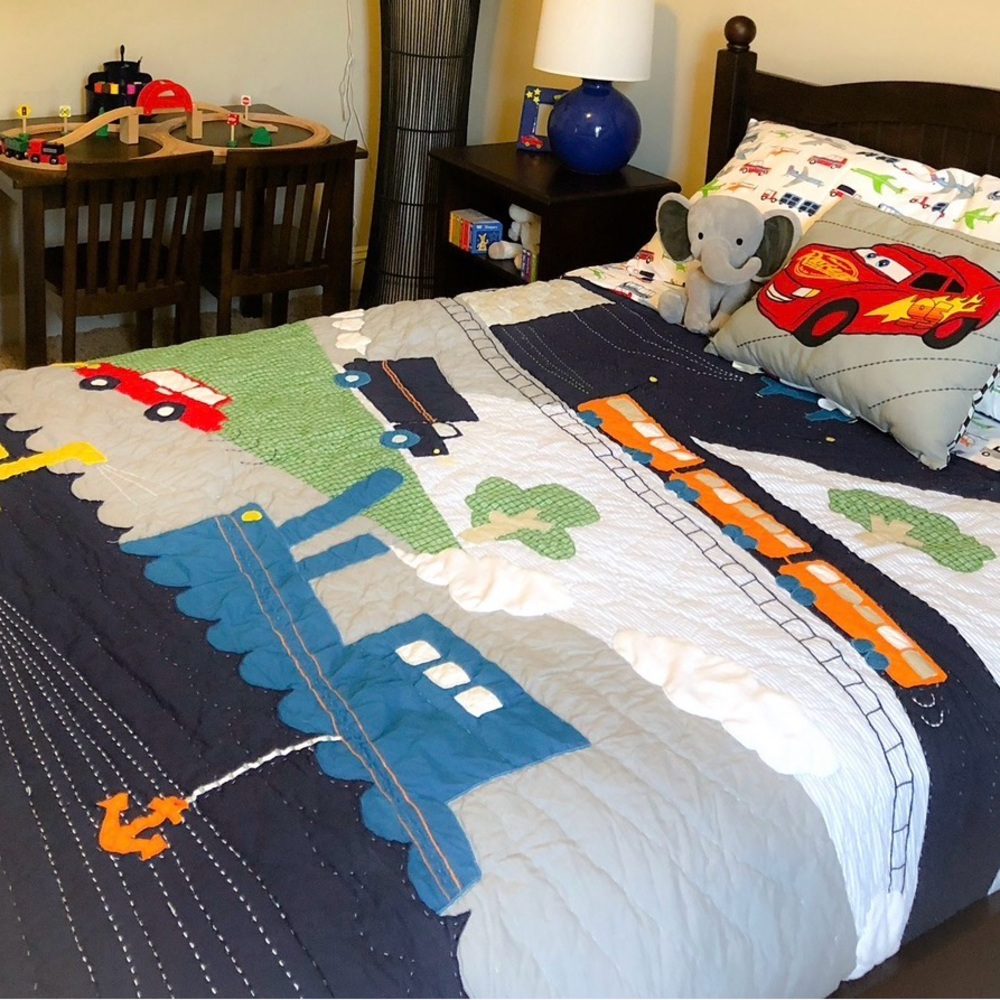 Pottery Barn Kids - Full Size Quilt